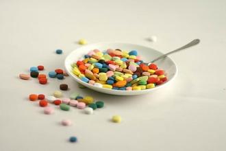 药用辅料市场规模增加，增长速度较快