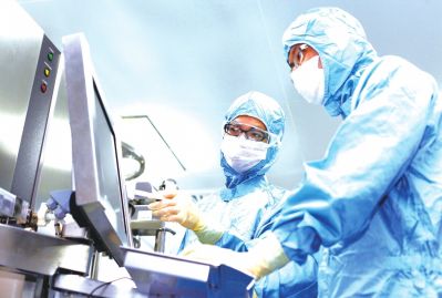 10月31日，不朽情缘mg官网参与拍摄专题片《大道同行》